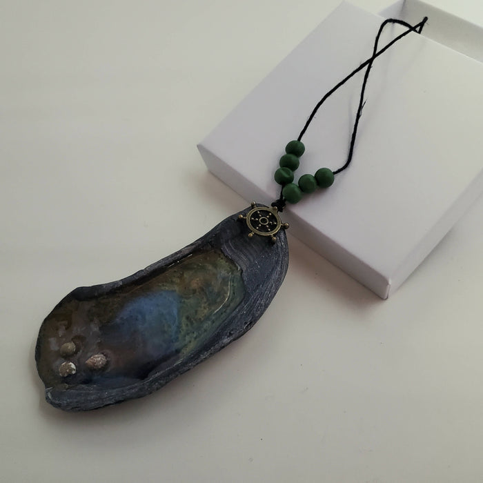 3 Resin Ocean Shell Ornaments in Gift Boxes