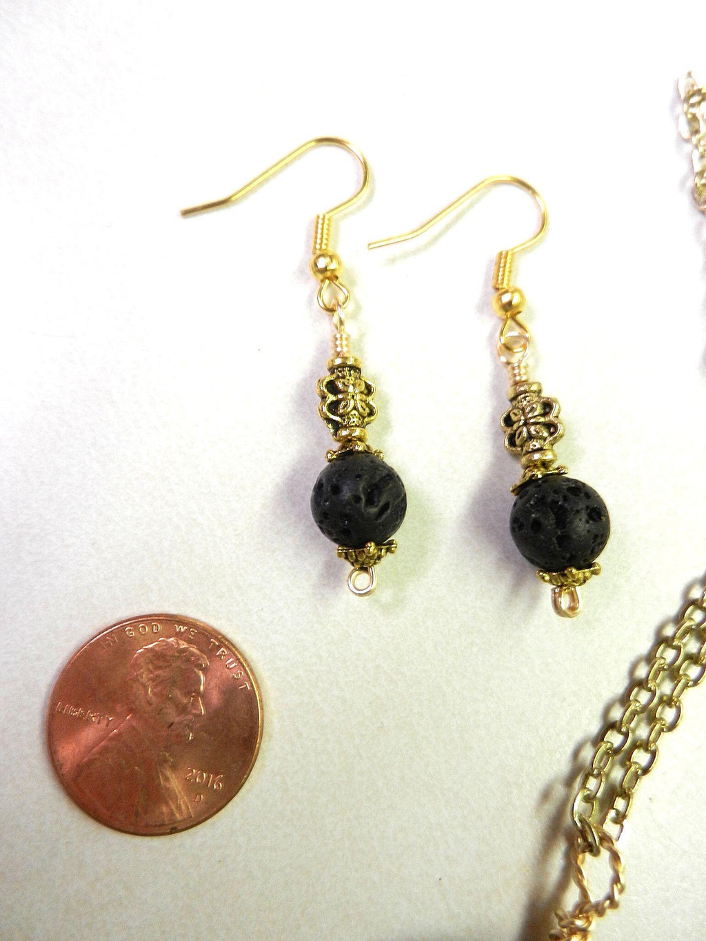 Grey Black Round Agate Gemstone Pendant Necklace Wire Wrapped in Gold Wire with Matching Lava Stone Earrings