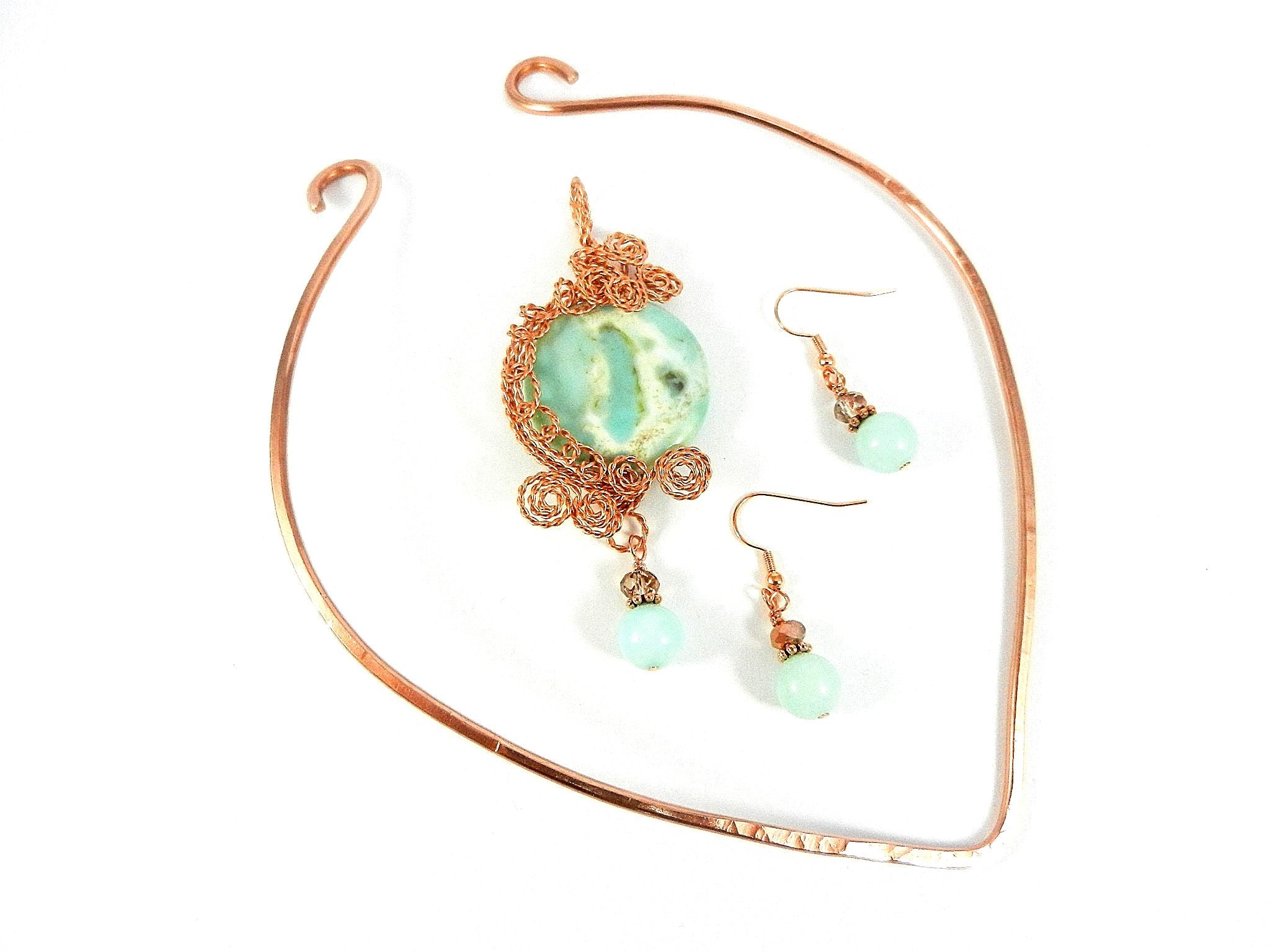 Copper Hammered Choker with a Light Blue Aqua Terra Jasper Round Pendant Gemstone Copper Wire Wrapped with Matching Aqua Marine Gemstone Earrings