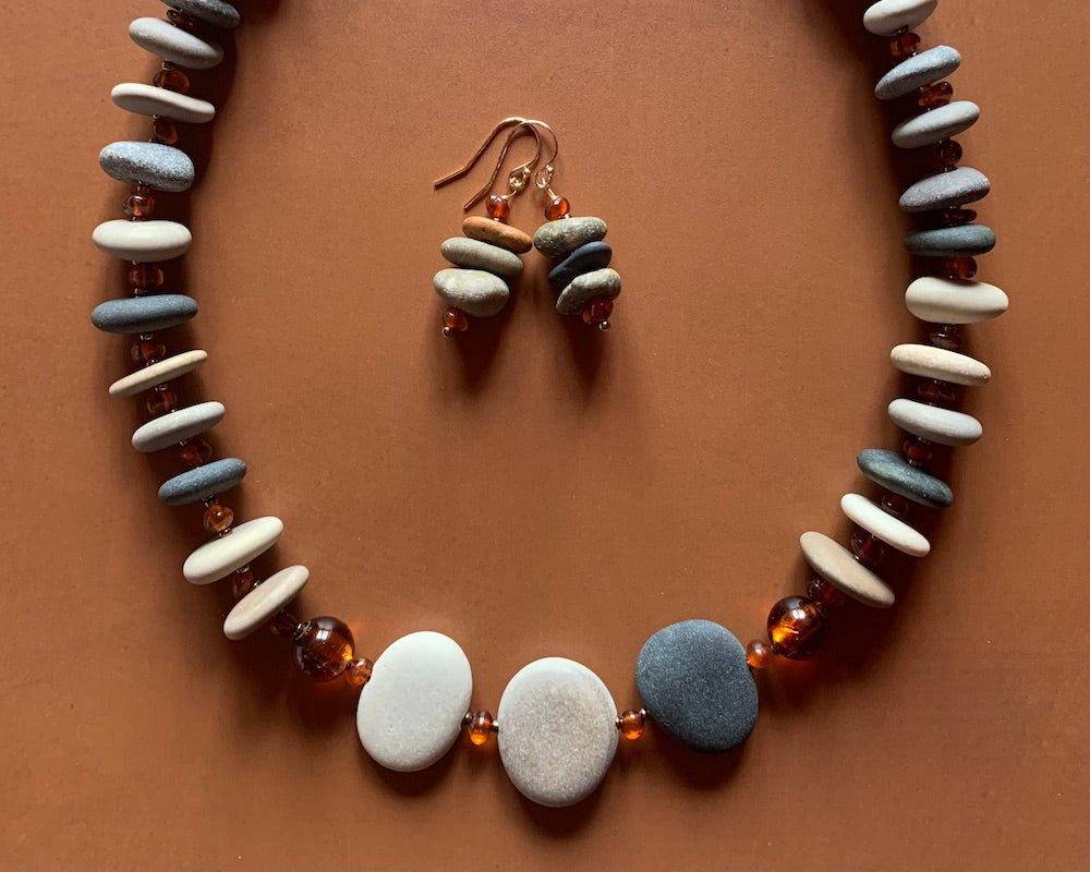 Necklace set | River stones beach pebbles amber nuggets vintage German glass Celtic knot clasp