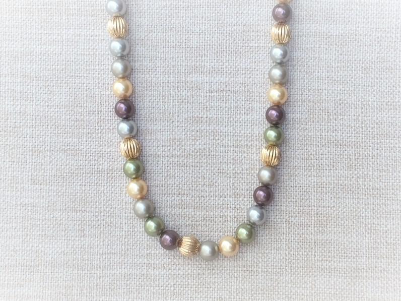 Crystal pearl beaded necklace