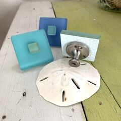 Handmade Sea Glass Cabinet Knob – Coastal Drawer Pull for Beach House Decor