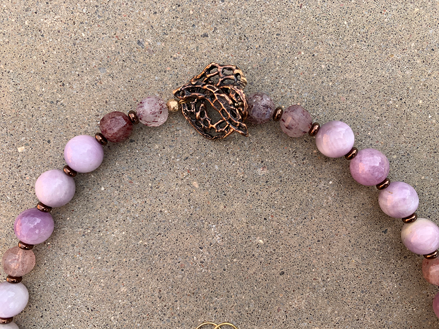Necklace Set | Gorgeous kunzite rounds, faceted strawberry quartz, bronze lost wax pendant and clasp
