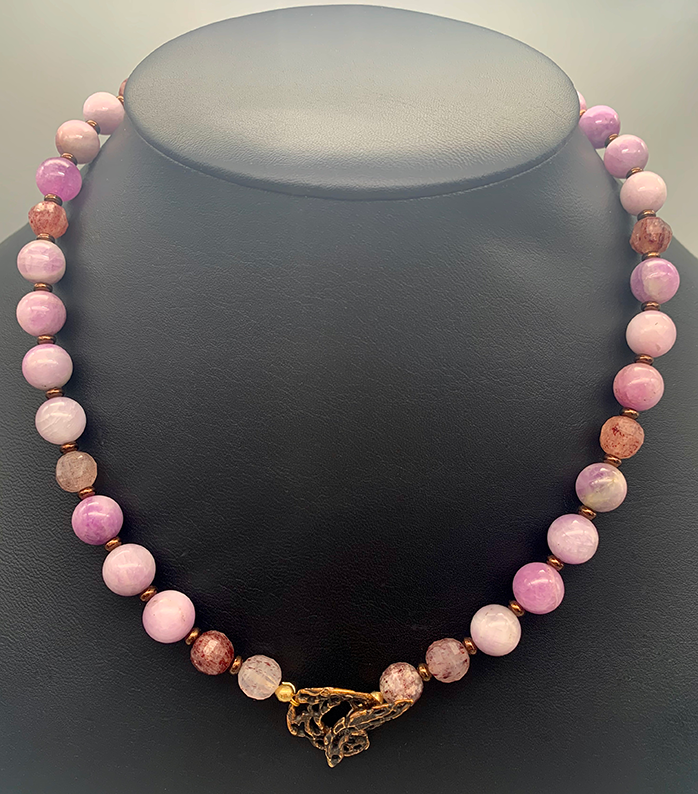 Necklace Set | Gorgeous kunzite rounds, faceted strawberry quartz, bronze lost wax pendant and clasp