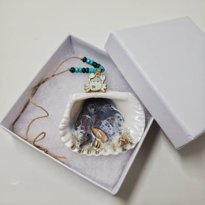 3 Resin Ocean Shell Ornaments in Gift Boxes
