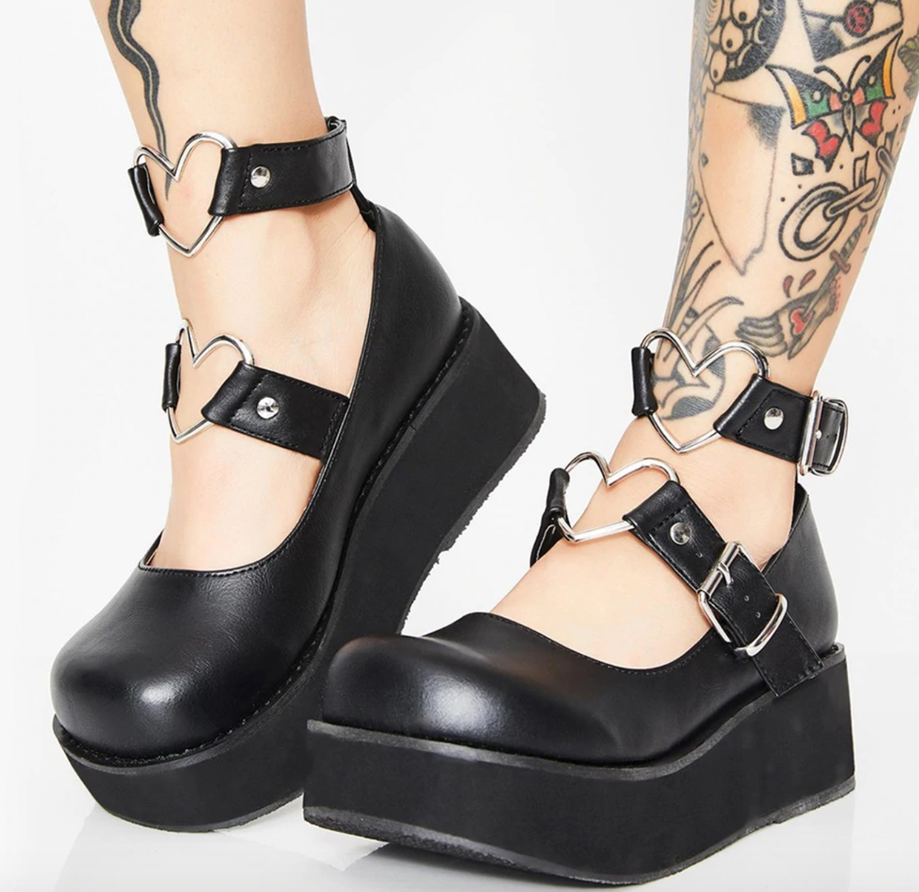 CYBER GIRL DOUBLE HEART PLATFORM SHOES