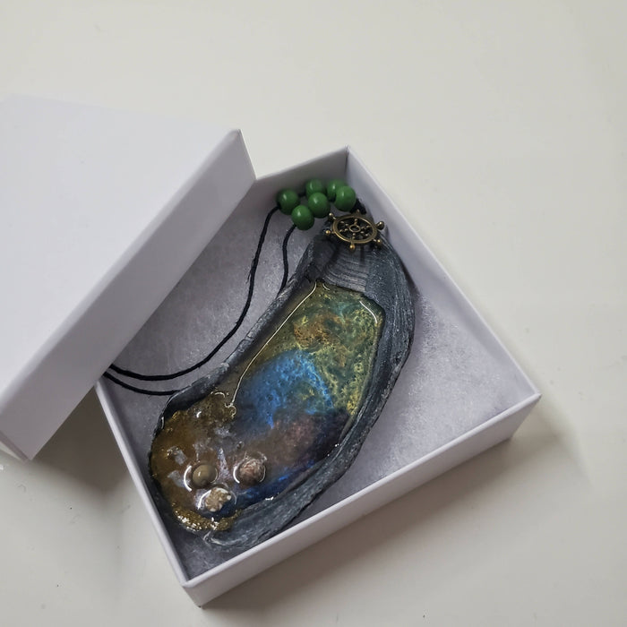 3 Resin Ocean Shell Ornaments in Gift Boxes