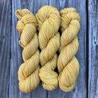 Botanical hand dyed yarn - Golden Willow