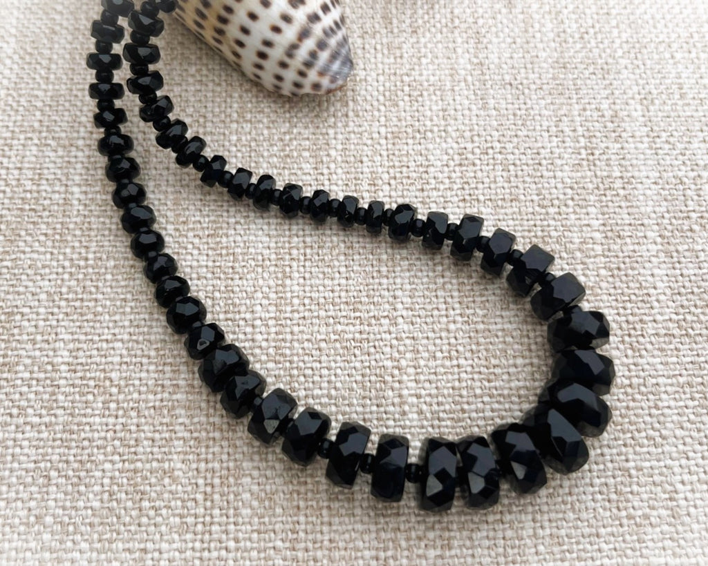 Faceted Black Beaded necklace